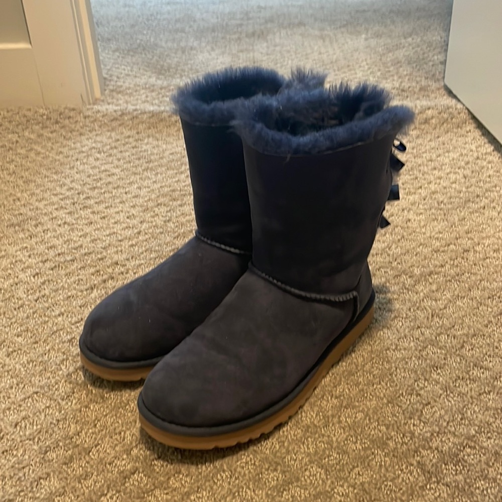 Ugg Bailey Bow II